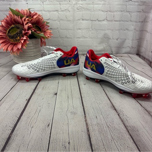 new without box Under Armour baseball softball molded cleats sz 9.5 womens - Picture 3 of 7